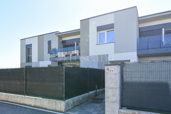 casa indipendente in vendita a Montano Lucino