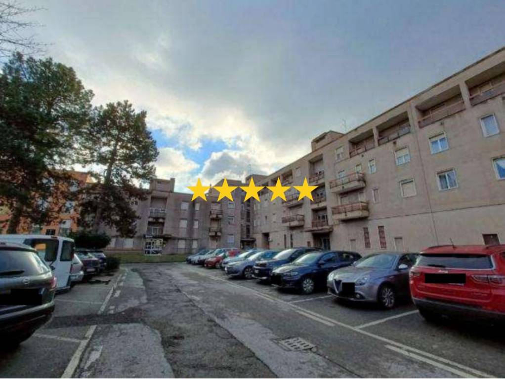 appartamento in vendita a Montano Lucino in zona Lucino