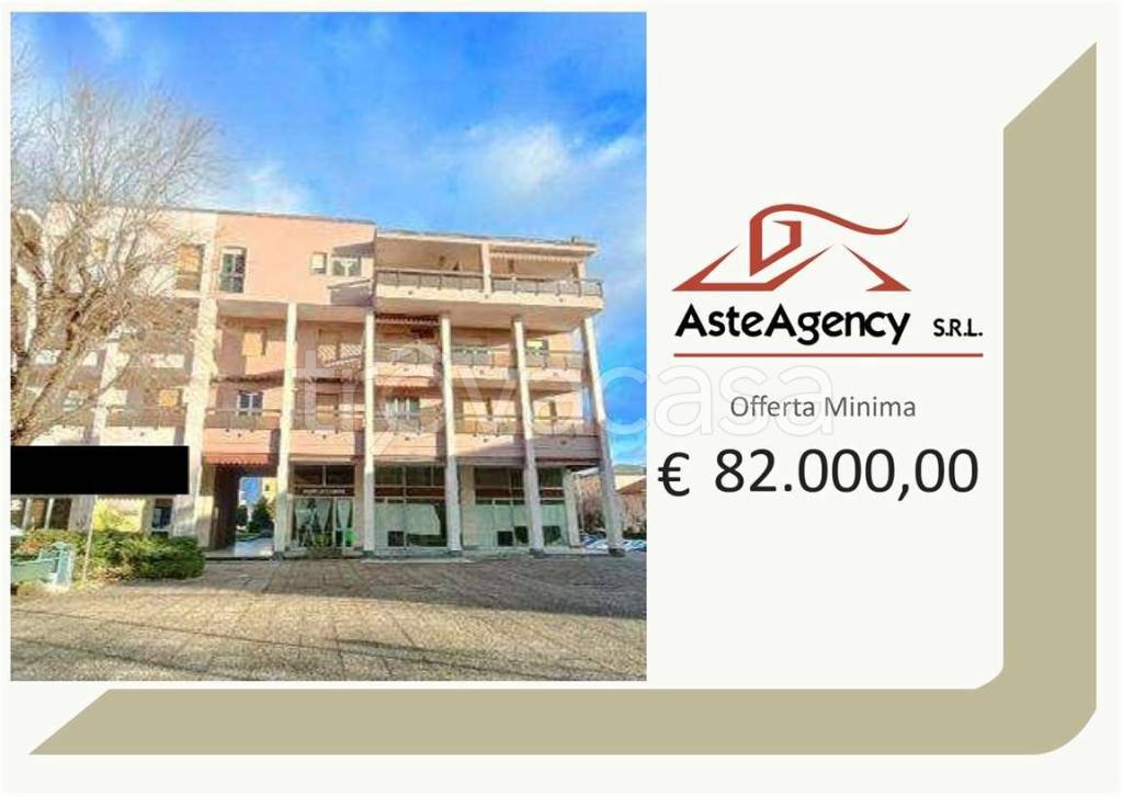 appartamento in vendita a Montano Lucino in zona Lucino