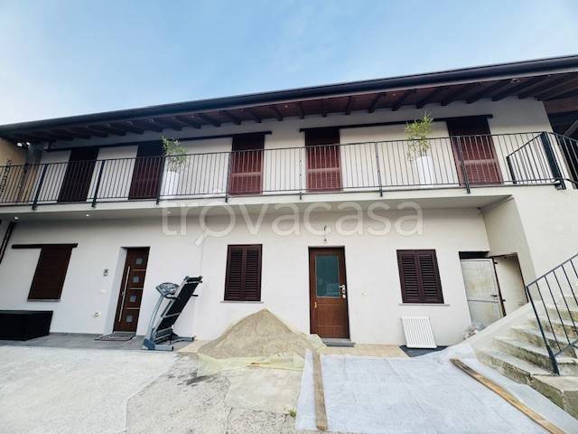 casa indipendente in vendita a Montano Lucino in zona Trivino