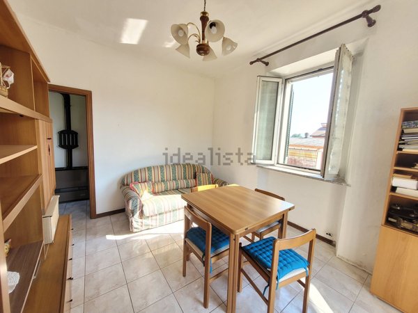 appartamento in vendita a Montano Lucino in zona Lucino