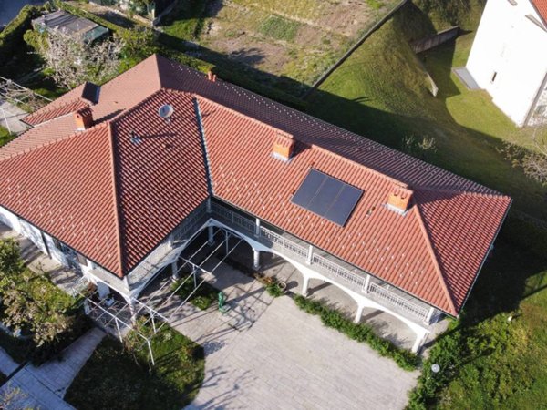 casa indipendente in vendita a Montano Lucino in zona Montano