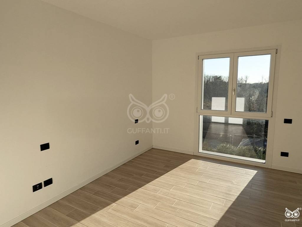 appartamento in vendita a Montano Lucino