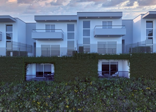 quadrivano in vendita a Montano Lucino