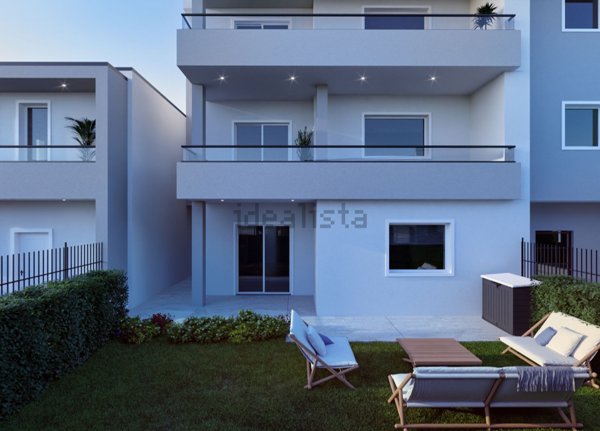 appartamento in vendita a Montano Lucino