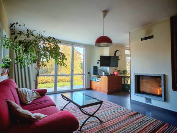 casa indipendente in vendita a Montano Lucino