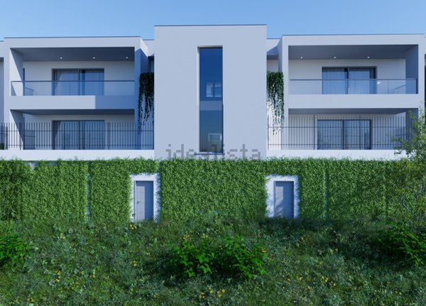 appartamento in vendita a Montano Lucino