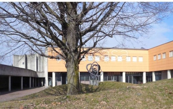 intera palazzina in vendita a Montano Lucino in zona Lucino