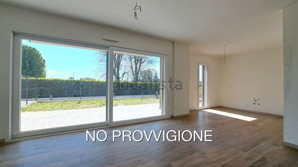 appartamento in vendita a Montano Lucino in zona Montano