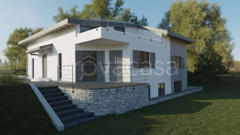 casa indipendente in vendita a Montano Lucino in zona Montano