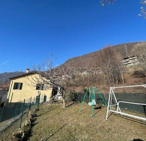 casa indipendente in vendita a Montemezzo