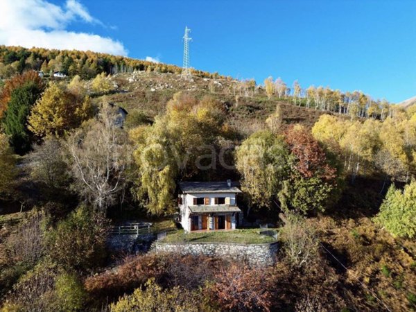 casa indipendente in vendita a Montemezzo