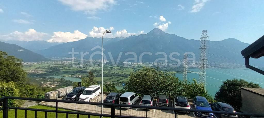 casa indipendente in vendita a Montemezzo