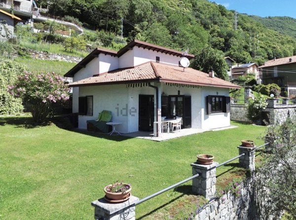 casa indipendente in vendita a Montemezzo