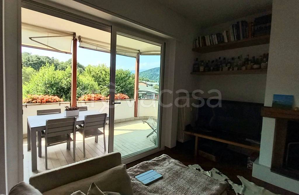 appartamento in vendita a Montorfano