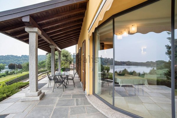 casa indipendente in vendita a Montorfano