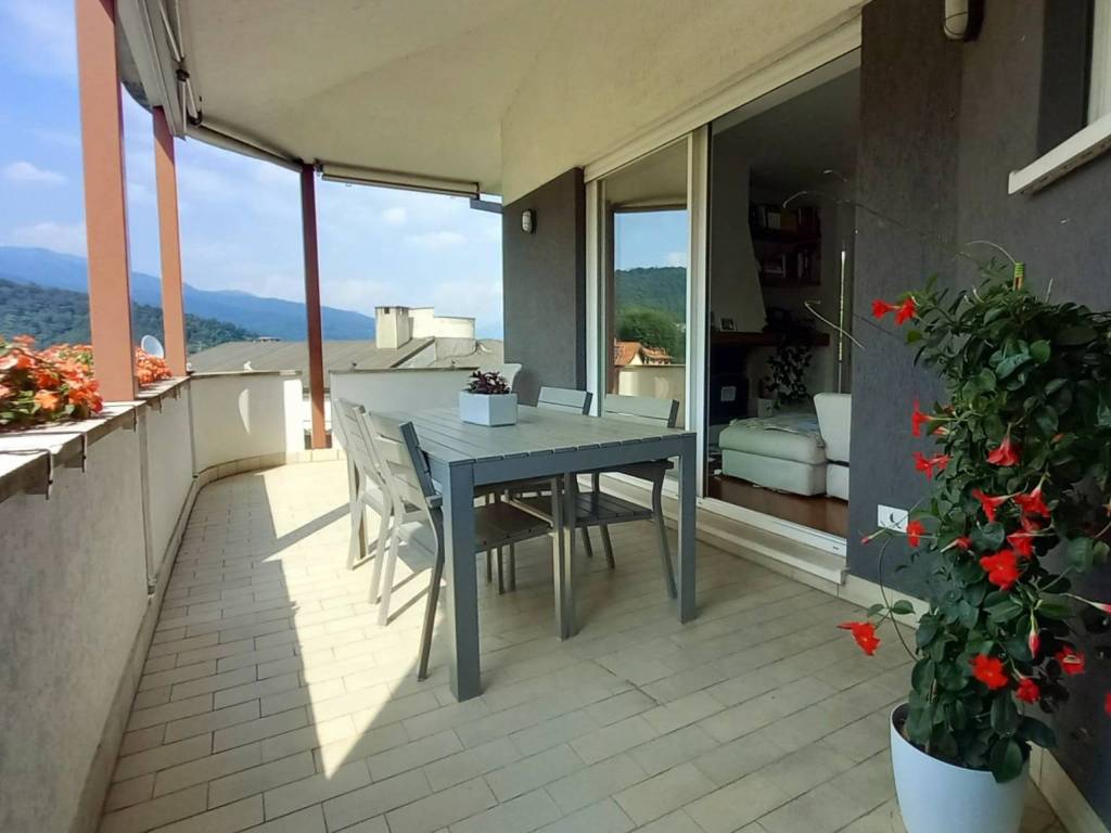 appartamento in vendita a Montorfano
