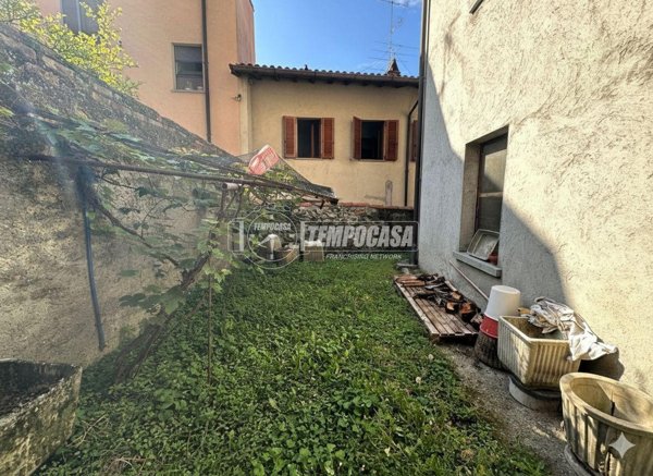 appartamento in vendita a Montorfano