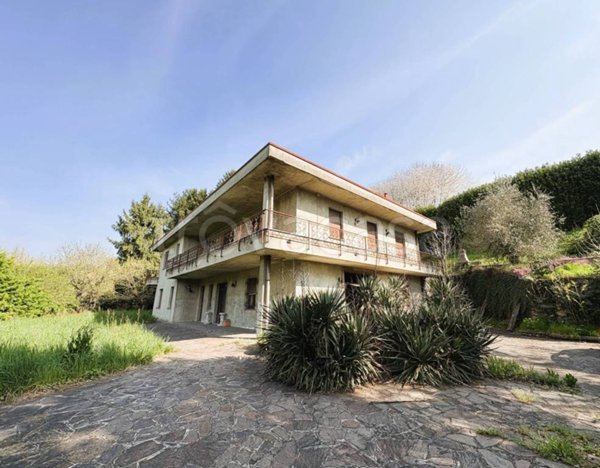 casa indipendente in vendita a Montorfano