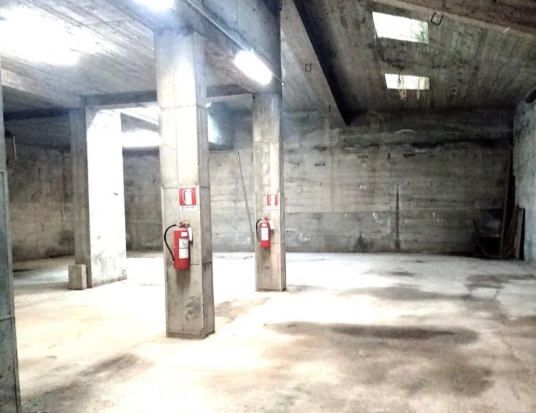 locale commerciale in vendita a Montorfano