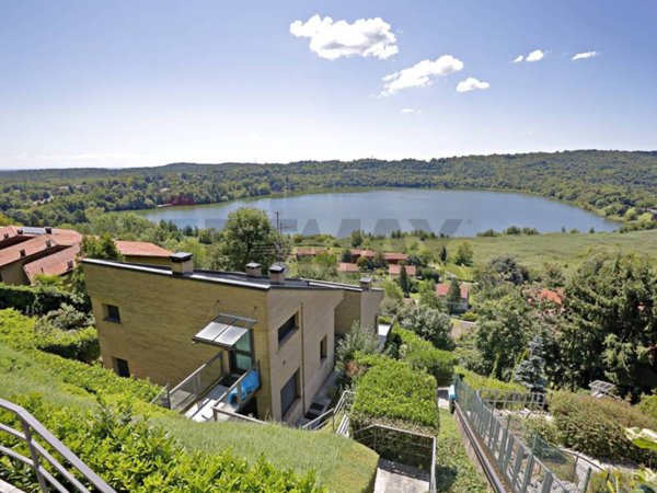 casa indipendente in vendita a Montorfano