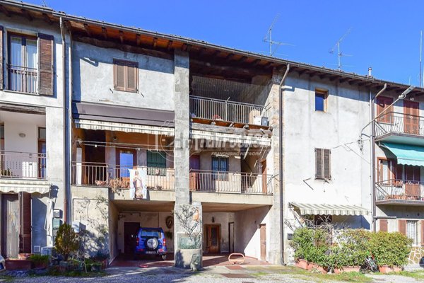 appartamento in vendita a Montorfano in zona Urago