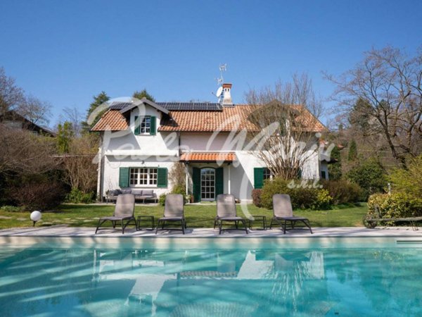 casa indipendente in vendita a Montorfano