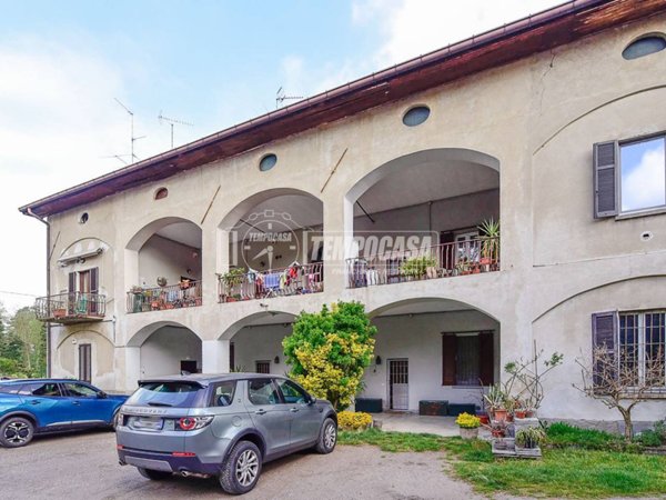 appartamento in vendita a Montorfano