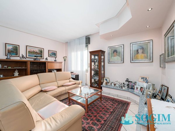 casa indipendente in vendita a Montorfano in zona Urago