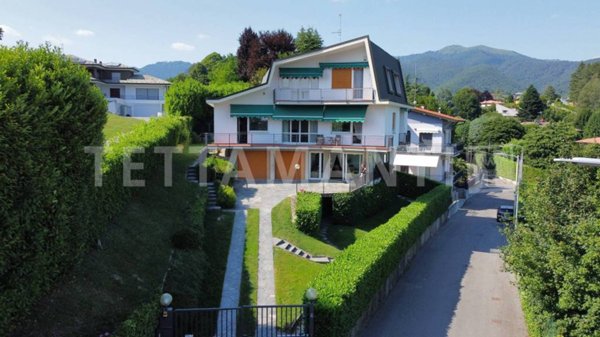 casa indipendente in vendita a Montorfano in zona Urago