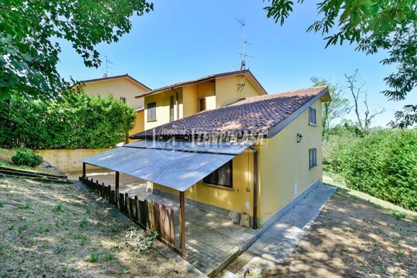 casa indipendente in vendita a Montorfano