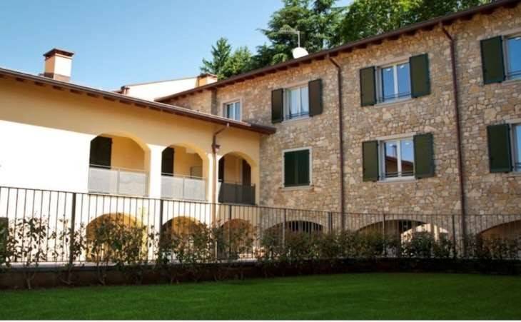 appartamento in vendita a Montorfano in zona Urago