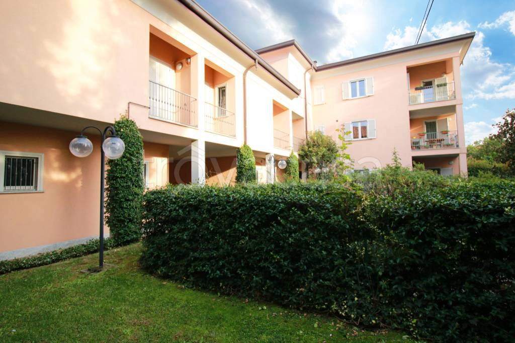 appartamento in vendita a Mozzate