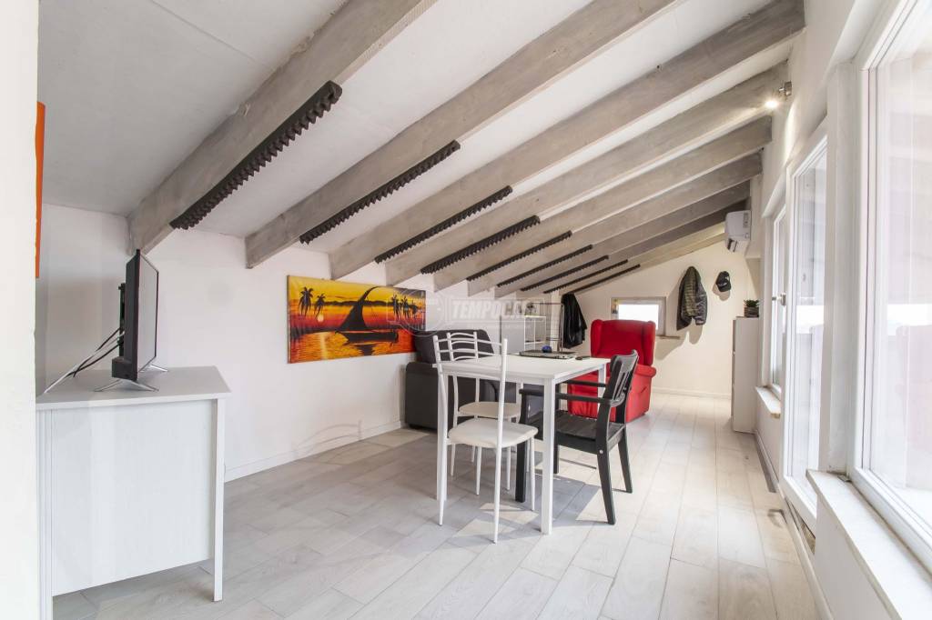 appartamento in vendita a Mozzate