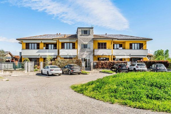 appartamento in vendita a Mozzate