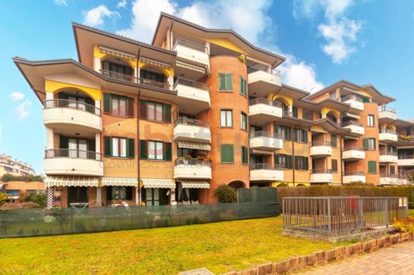 appartamento in vendita a Mozzate