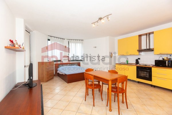 appartamento in vendita a Mozzate
