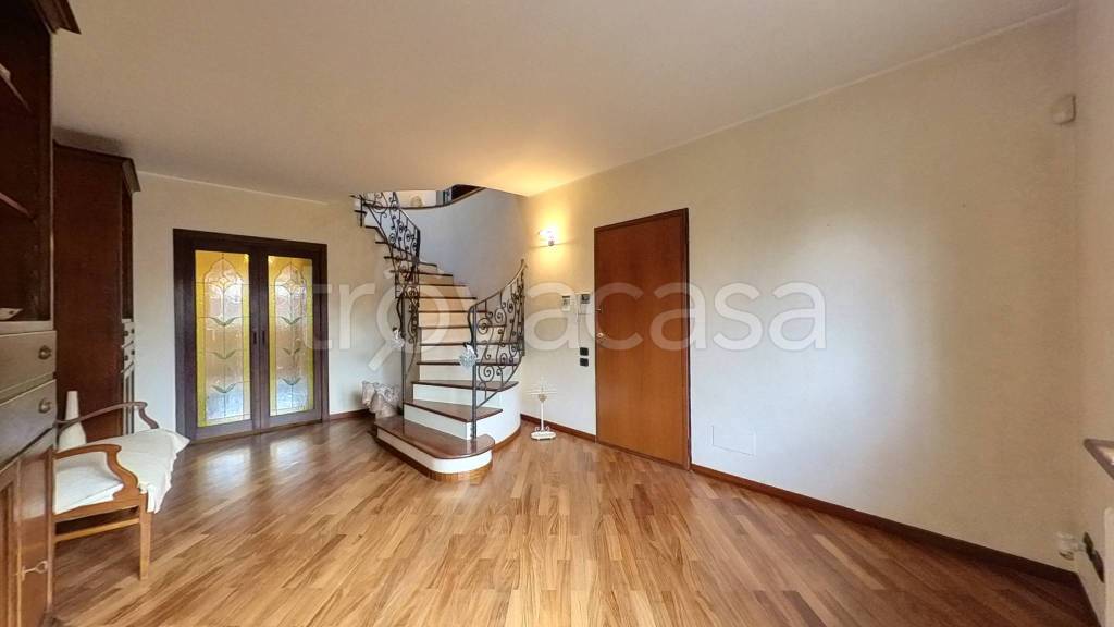 appartamento in vendita a Mozzate