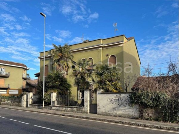 casa indipendente in vendita a Mozzate