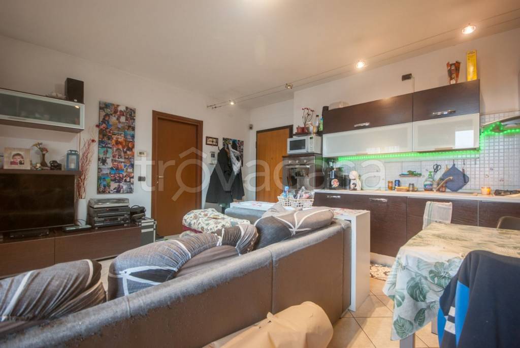 appartamento in vendita a Mozzate