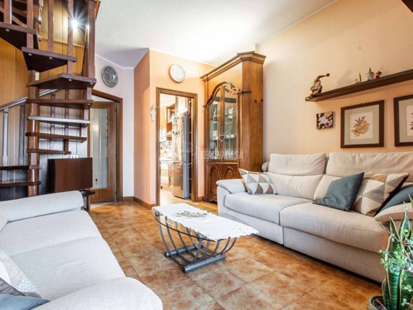 appartamento in vendita a Mozzate