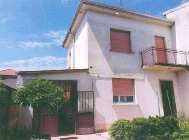 casa indipendente in vendita a Mozzate