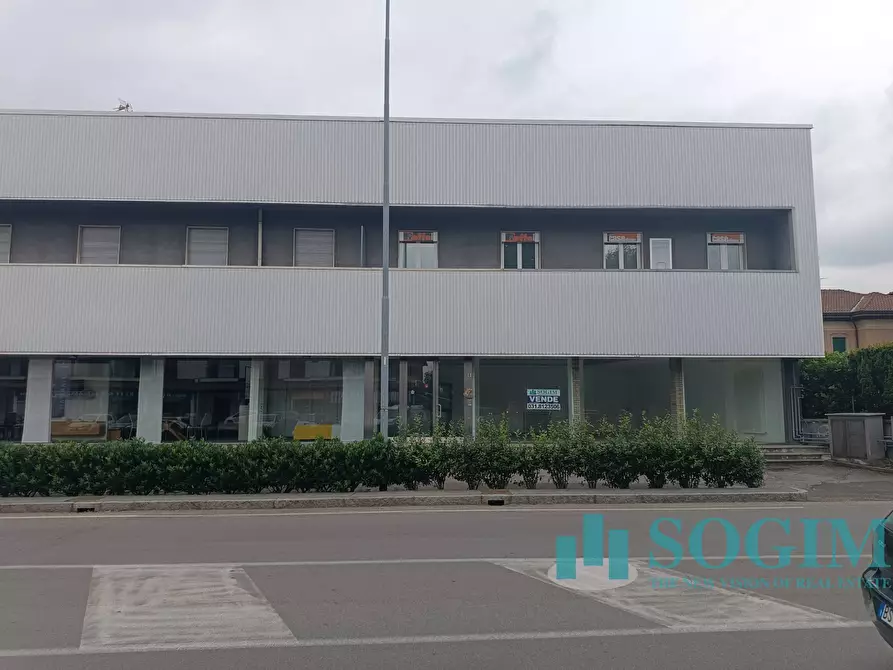 locale commerciale in vendita a Mozzate