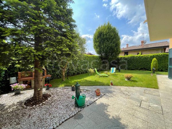 appartamento in vendita a Mozzate in zona San Martino