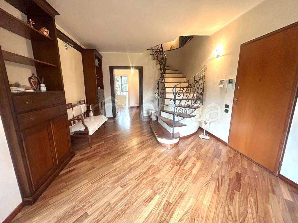 appartamento in vendita a Mozzate
