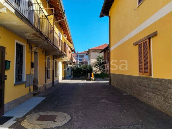 appartamento in vendita a Mozzate