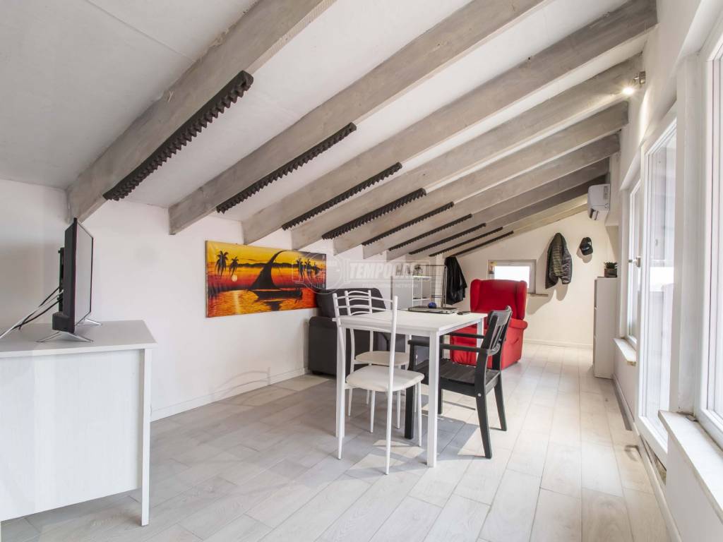 appartamento in vendita a Mozzate