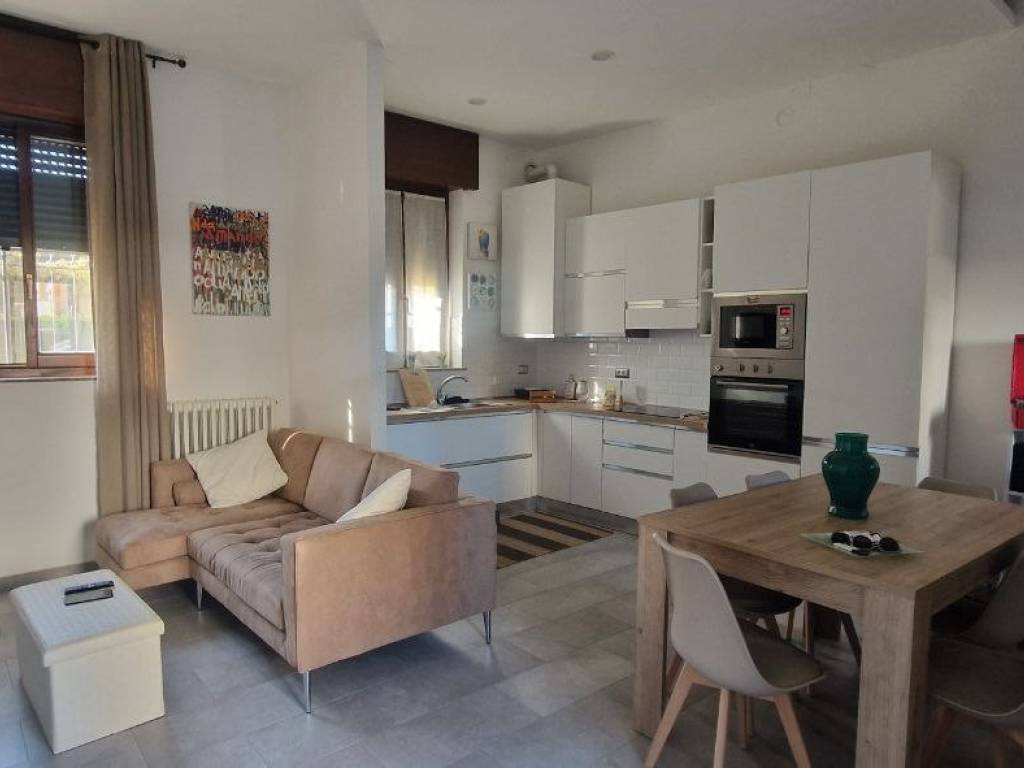 appartamento in vendita a Mozzate