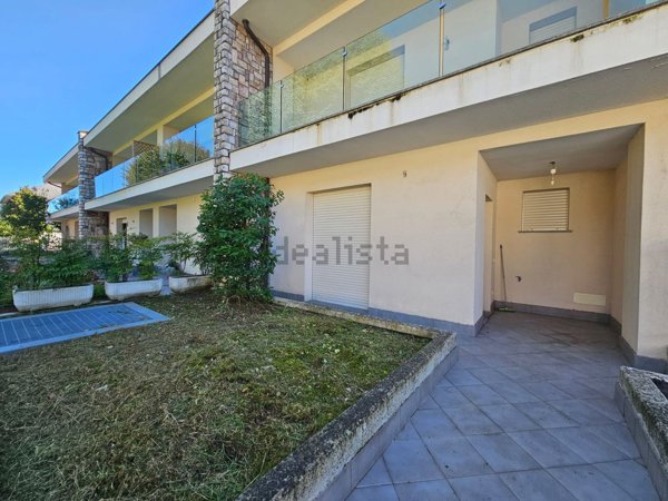 casa indipendente in vendita a Mozzate