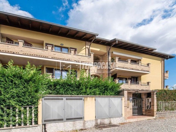 appartamento in vendita a Mozzate